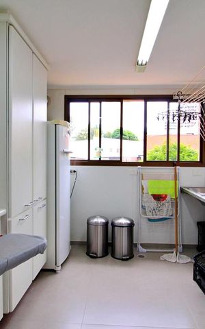 Apartamento à venda com 195m², 4 quartos e 4 vagasÁrea de Serviço