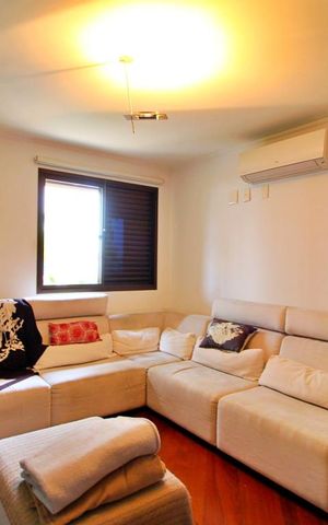 Apartamento à venda com 195m², 4 quartos e 4 vagasQuarto 4