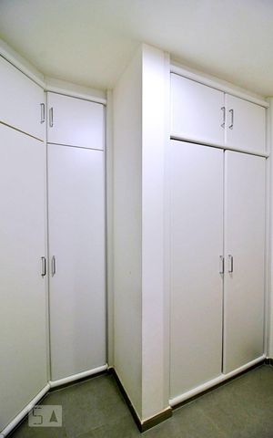 Apartamento à venda com 195m², 4 quartos e 4 vagasQuarto de Serviço