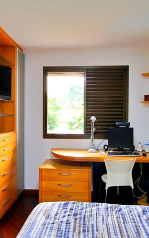 Apartamento à venda com 195m², 4 quartos e 4 vagasSuíte 2