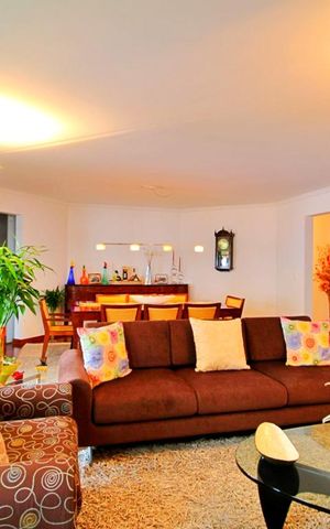 Apartamento à venda com 195m², 4 quartos e 4 vagasSala