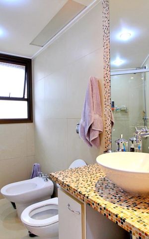 Apartamento à venda com 195m², 4 quartos e 4 vagasBanheiro da Suíte 3