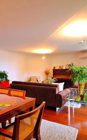 Apartamento à venda com 195m², 4 quartos e 4 vagasSala