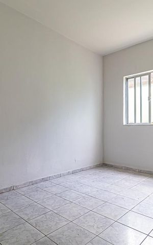 Casa para alugar com 40m², 1 quarto e sem vagaQuarto