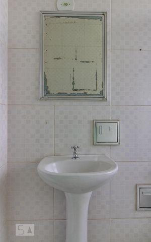 Casa à venda com 80m², 1 quarto e 1 vagaBanheiro