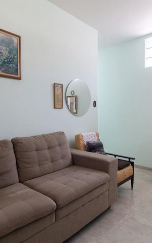 Casa à venda com 150m², 2 quartos e 1 vaga Casa à venda com 150m², 2 quartos e 1 vagaSala