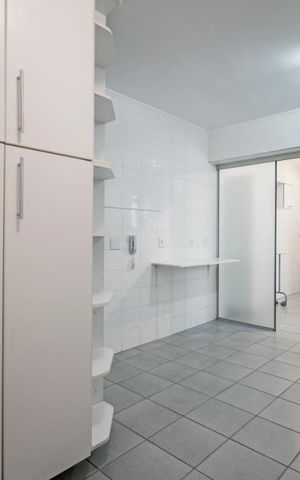 Apartamento para alugar com 105m², 3 quartos e 2 vagas Apartamento para alugar com 105m², 3 quartos e 2 vagasCozinha