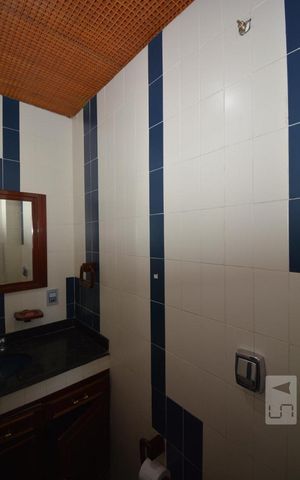 Casa à venda com 315m², 4 quartos e 1 vagaLavabo