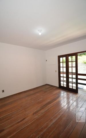Casa à venda com 315m², 4 quartos e 1 vagaQuarto 3