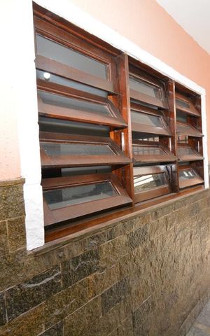 Casa à venda com 315m², 4 quartos e 1 vagaÁrea de Serviço