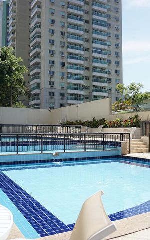 Apartamento para alugar com 99m², 3 quartos e 2 vagasÁrea comum - Piscina