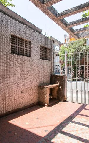 Casa à venda com 108m², 2 quartos e 1 vagaGaragem