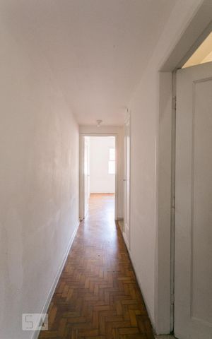 Casa à venda com 108m², 2 quartos e 1 vagaCorredor