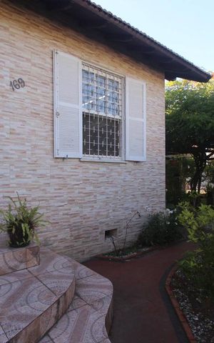Casa à venda com 80m², 4 quartos e 4 vagas Casa à venda com 80m², 4 quartos e 4 vagasPATIO