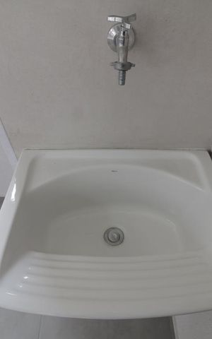 Apartamento para alugar com 40m², 1 quarto e sem vagaSacada e area de serviço - tanque