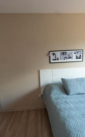 Casa à venda com 217m², 4 quartos e 2 vagasQuarto 3