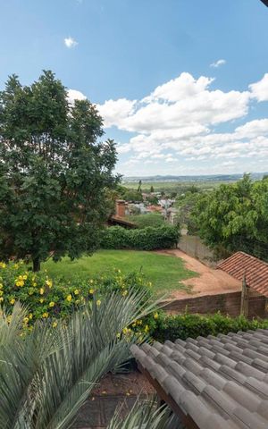 Casa à venda com 217m², 4 quartos e 2 vagasVista do Quarto 2