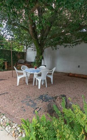 Casa à venda com 217m², 4 quartos e 2 vagasÁrea Externa