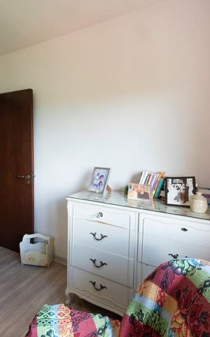 Casa à venda com 217m², 4 quartos e 2 vagasQuarto 2