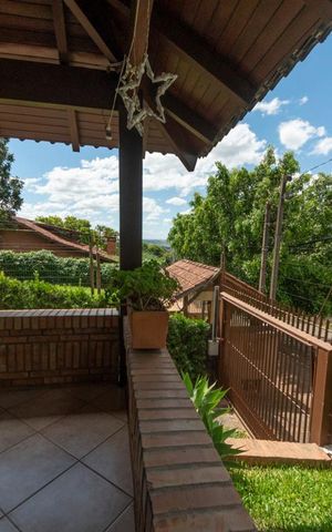 Casa à venda com 217m², 4 quartos e 2 vagasVaranda da Sala