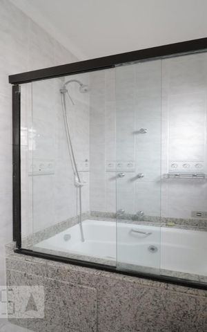 Casa à venda com 280m², 3 quartos e 2 vagasBanheiro Social