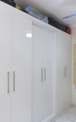 Casa à venda com 280m², 3 quartos e 2 vagasEscritório
