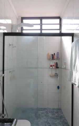 Casa à venda com 280m², 3 quartos e 2 vagasBanheiro da Suíte 2