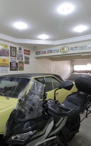 Casa à venda com 280m², 3 quartos e 2 vagasGaragem