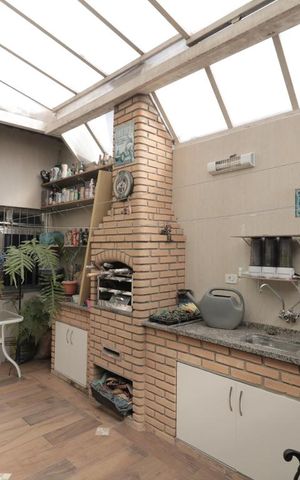 Casa à venda com 280m², 3 quartos e 2 vagasChurrasqueira