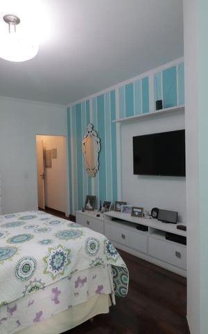 Casa à venda com 280m², 3 quartos e 2 vagasSuíte 2