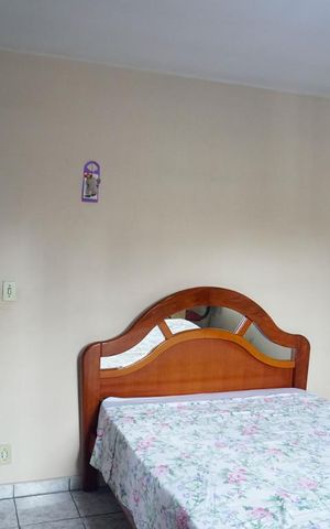 Casa à venda com 107m², 2 quartos e 2 vagasQuarto