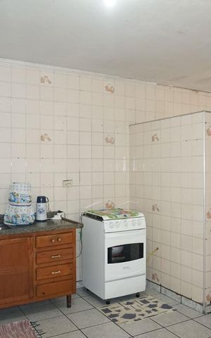 Casa à venda com 107m², 2 quartos e 2 vagasCozinha