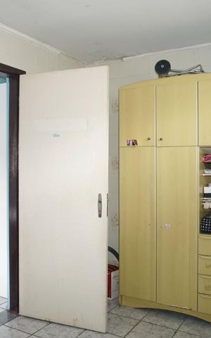 Casa à venda com 107m², 2 quartos e 2 vagasBanheiro da Suíte desativado