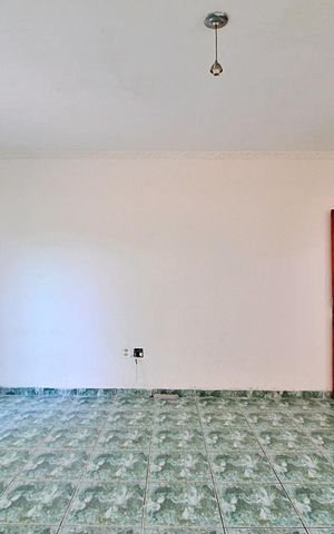 Casa para alugar com 125m², 2 quartos e 8 vagasSala