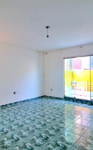 Casa para alugar com 125m², 2 quartos e 8 vagasSala