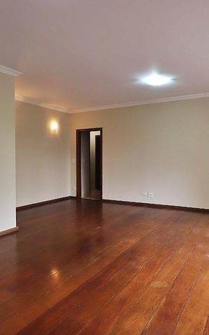 Apartamento para alugar com 156m², 3 quartos e 2 vagasSala