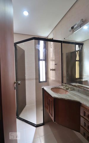 Apartamento para alugar com 156m², 3 quartos e 2 vagasBanheiro Social