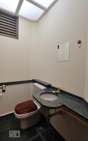 Apartamento para alugar com 156m², 3 quartos e 2 vagasLavabo