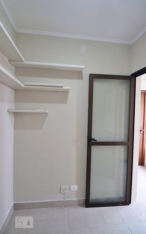 Apartamento para alugar com 156m², 3 quartos e 2 vagasQuarto de Serviço