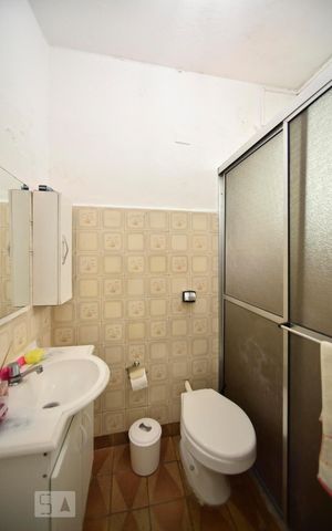 Casa à venda com 300m², 3 quartos e sem vagaBanheiro