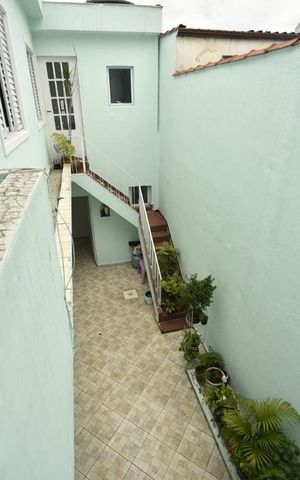 Casa à venda com 300m², 3 quartos e sem vagaVista do pequeno terraço