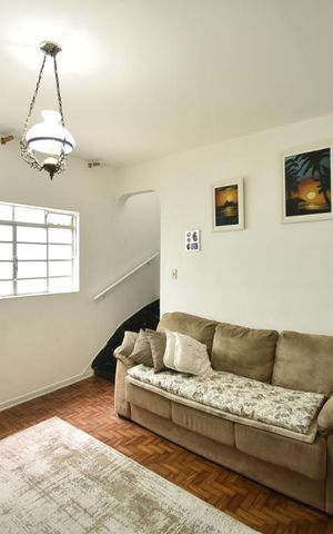 Casa à venda com 300m², 3 quartos e sem vagaSala