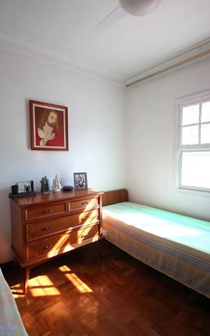 Casa à venda com 191m², 3 quartos e 3 vagasQuarto 3
