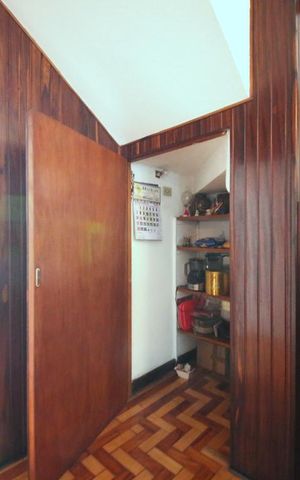 Casa à venda com 191m², 3 quartos e 3 vagasDepósito