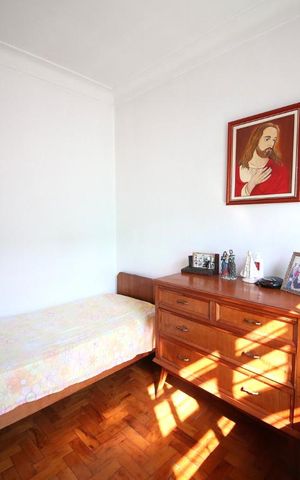 Casa à venda com 191m², 3 quartos e 3 vagasQuarto 3