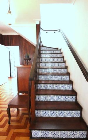 Casa à venda com 191m², 3 quartos e 3 vagasSala - Acesso