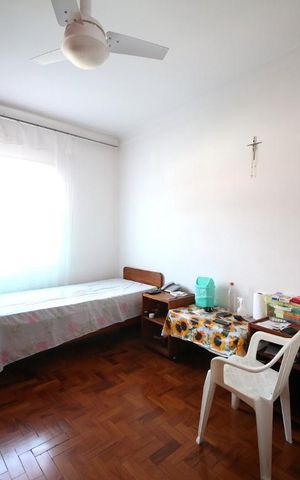 Casa à venda com 191m², 3 quartos e 3 vagasQuarto 2