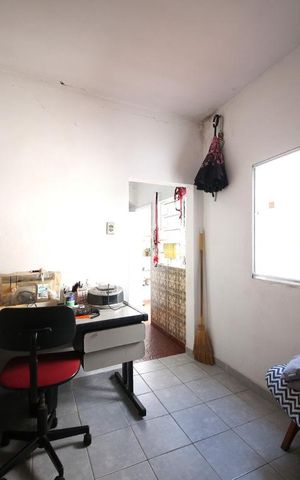 Casa à venda com 191m², 3 quartos e 3 vagasQuarto de Serviço