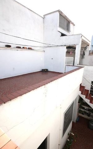 Casa à venda com 191m², 3 quartos e 3 vagasTerraço