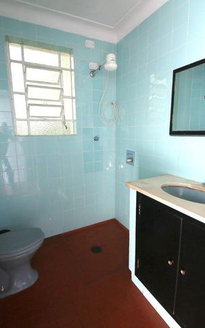 Casa à venda com 191m², 3 quartos e 3 vagasBanheiro